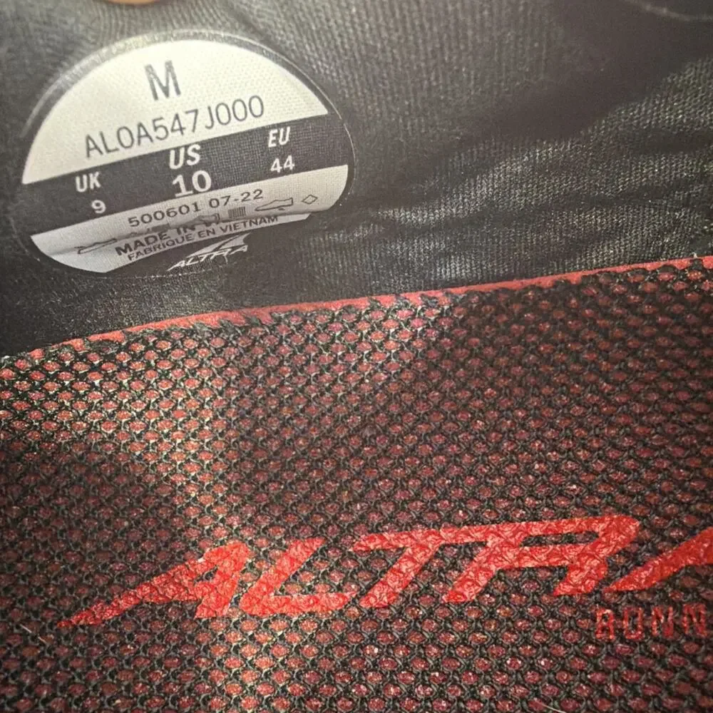 Men’s Altra TIMP 4 Trail Size 10 Red Grey black EUC